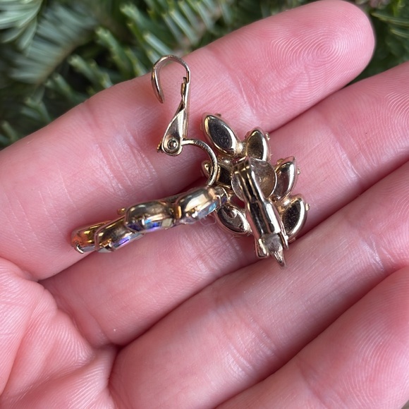 VINTAGE AB RHINESTONE CLIP EARRINGS ELEGANT LEAF DESIGN - Picture 4 of 4